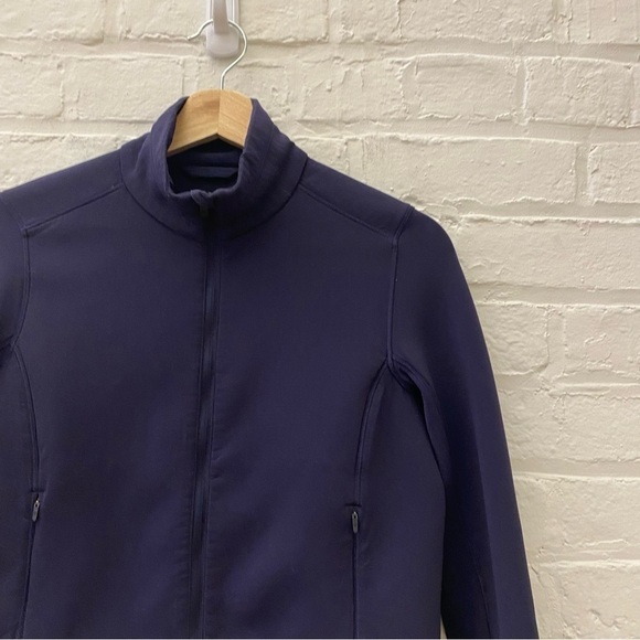 Lululemon || Cardio Squad Jacket in Midnight Navy 4 - Picture 2 of 8
